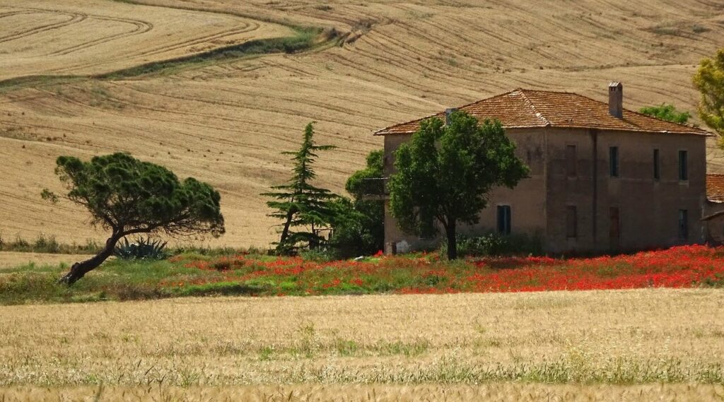 schönes altes steinhaus in der Toskana in Italien